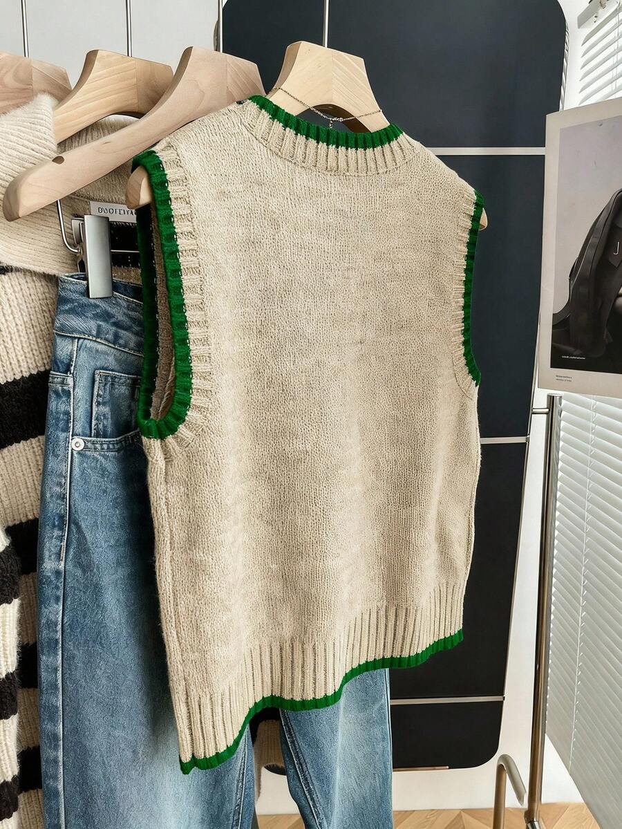 Beatrice Contrast Trim Sleeveless Knit Sweater Vest - Oatmeal with Green Trim