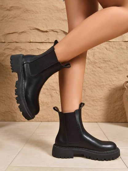 Women's Thick Sole Thermal Lined Boots, Fashionable & Versatile Black Patent Faux Leather Chelsea Ankle Boots, Black Utility Boots For Spring, Autumn & Winter. Suitable For Daily Wear, Parties, Weddings, Paired With Jeans, Dresses, Skirts, Leather, Sweate Mensa