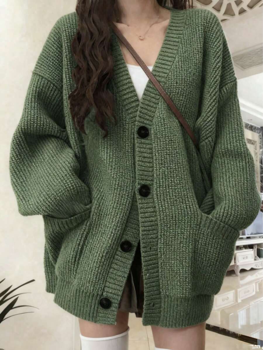 Bettina Oversized Chunky Cardigan with V Neck and Pockets - Olive