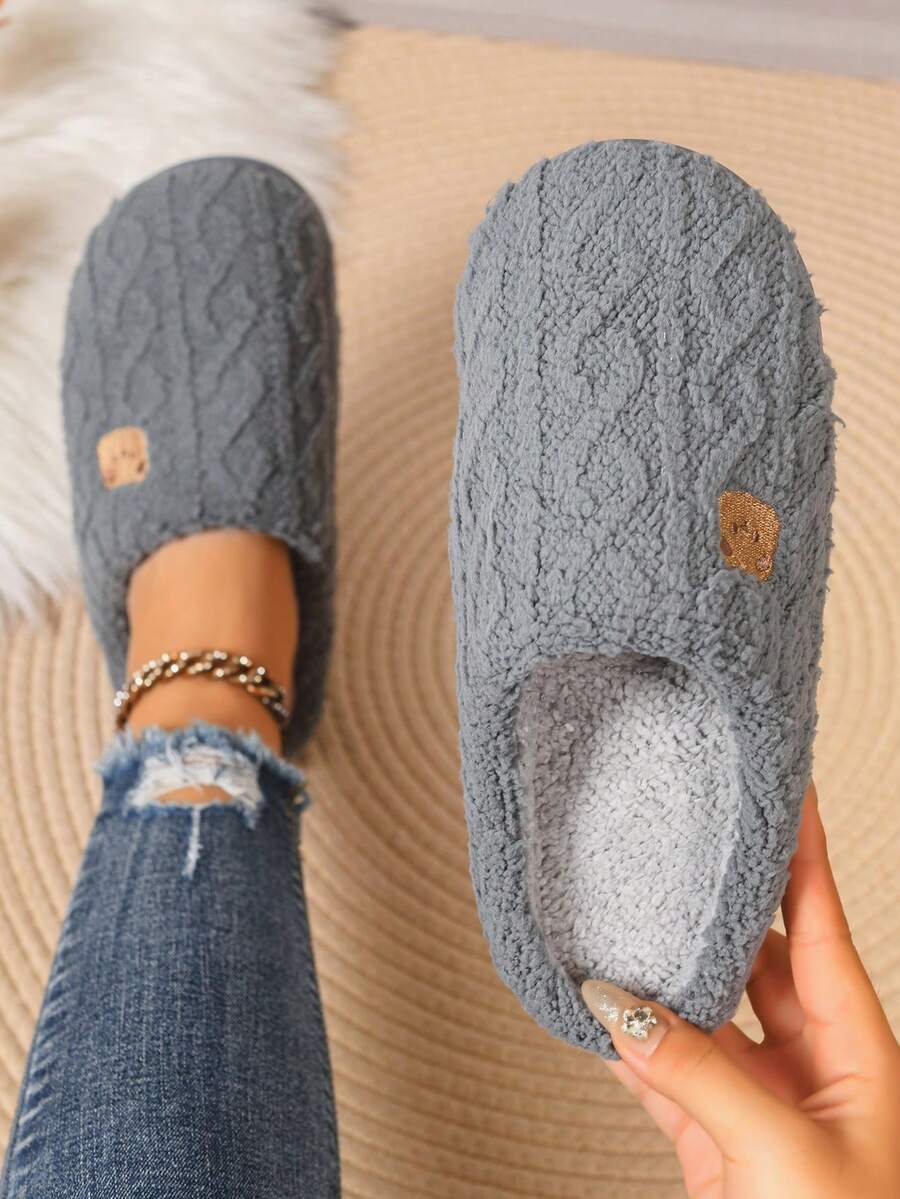Women's Winter Bestselling Warm Indoor Slippers, Thick Sole Non-Slip White Fluffy Slippers,Furry Shoes Mensa