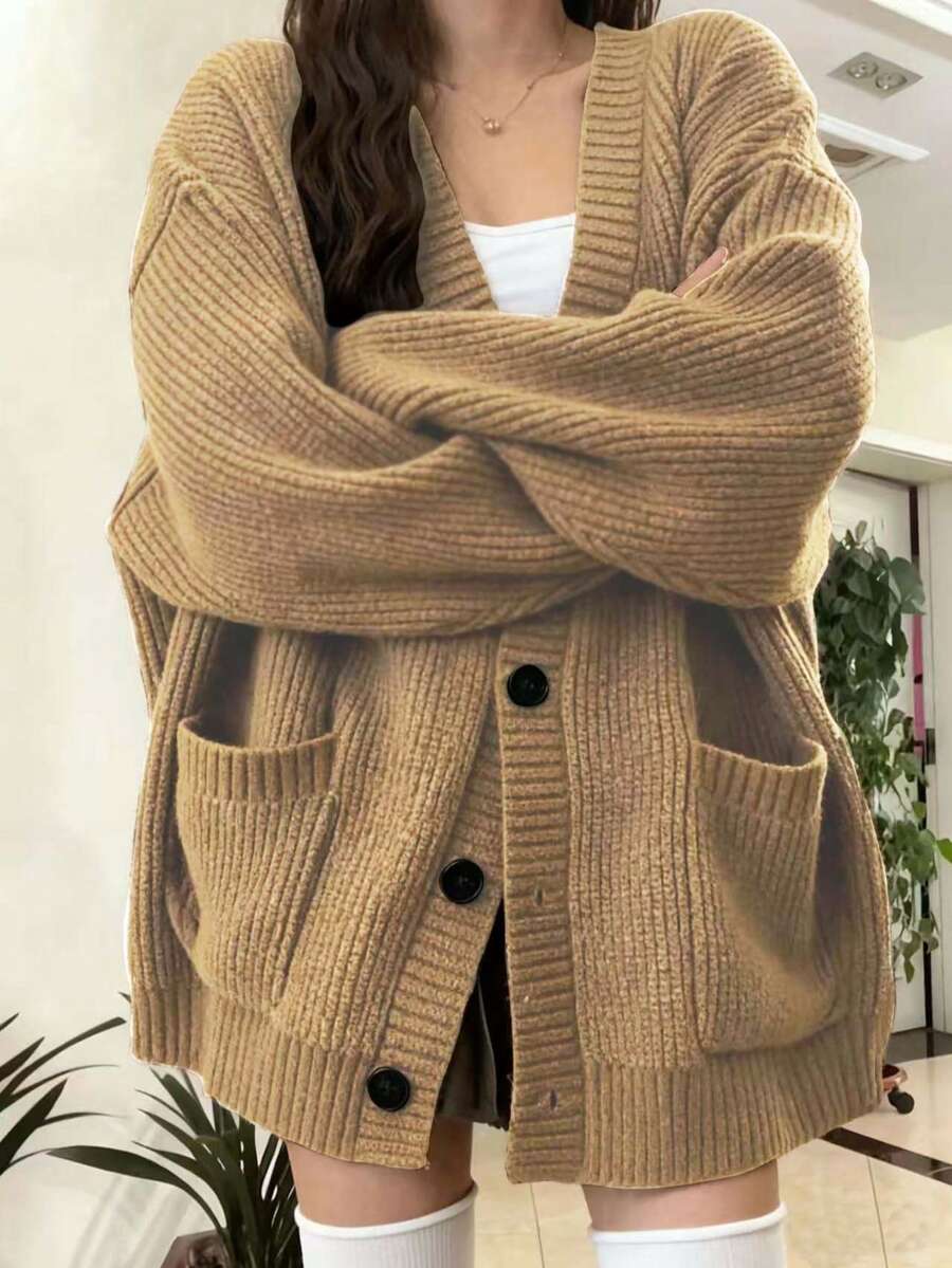 Bettina Oversized Chunky Cardigan with V Neck and Pockets - Camel