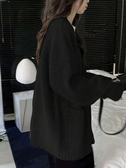 Bettina Oversized Chunky Cardigan with V Neck and Pockets - Black