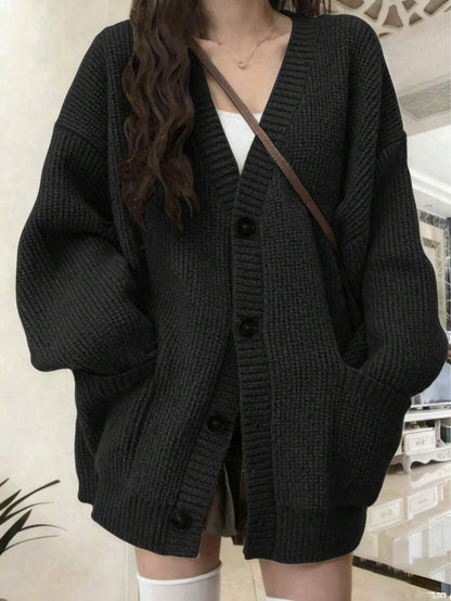 Bettina Oversized Chunky Cardigan with V Neck and Pockets - Black