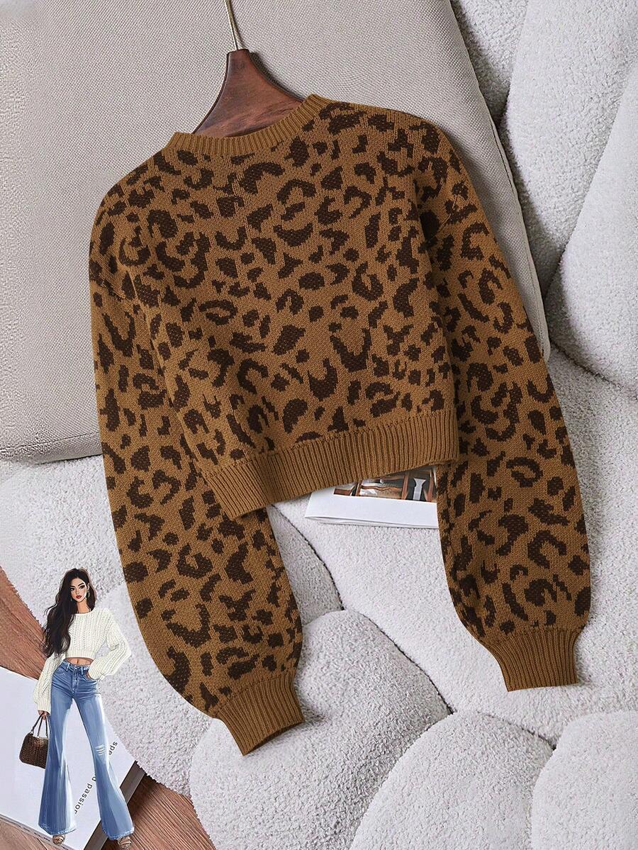 Oriana Cropped Cable Knit Sweater with Crew Neck - Leopard