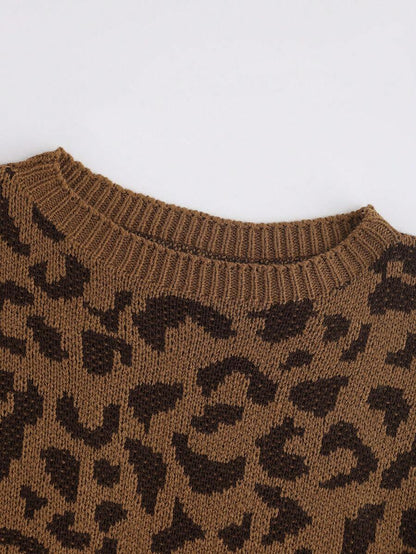 Oriana Cropped Cable Knit Sweater with Crew Neck - Leopard