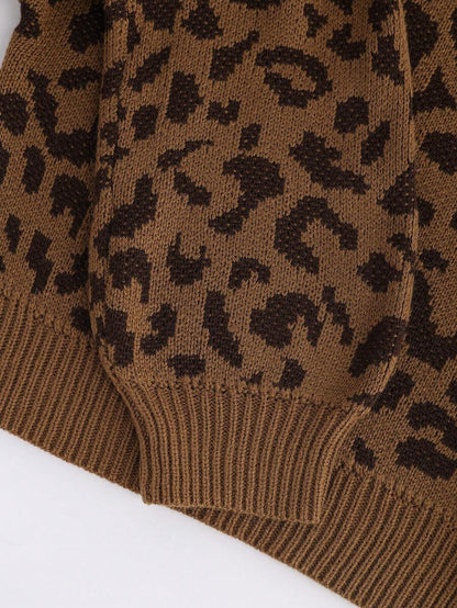 Oriana Cropped Cable Knit Sweater with Crew Neck - Leopard