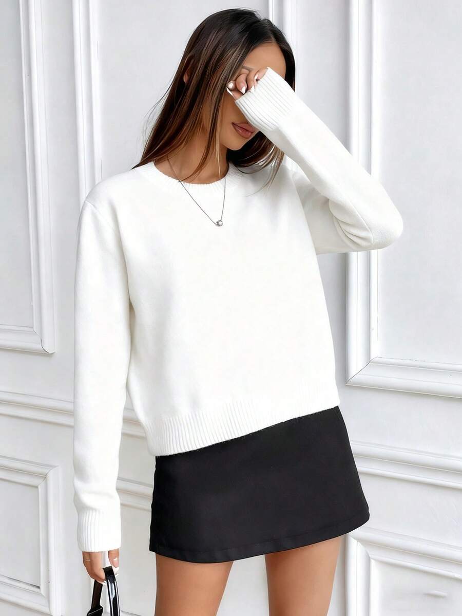 Women's Crew Neck Ribbed Knit Sweater, Fitted Pullover for Fall Winter - Burgundy