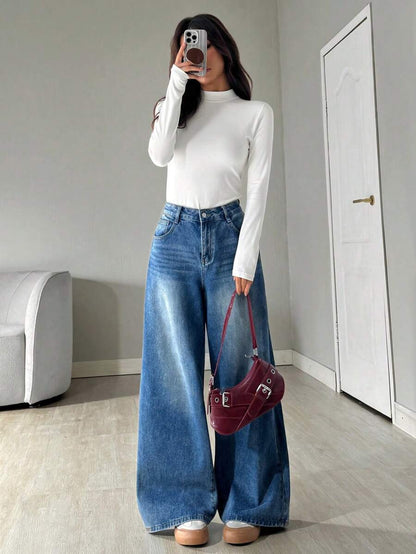 Lindau Mock Neck Long Sleeve Bodysuit