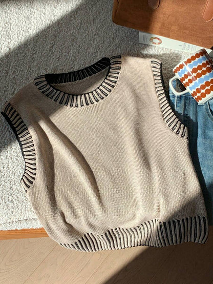 Women's Cropped Cable Knit Sweater Vest, Sleeveless Layering Top for Fall - Coffee Brown