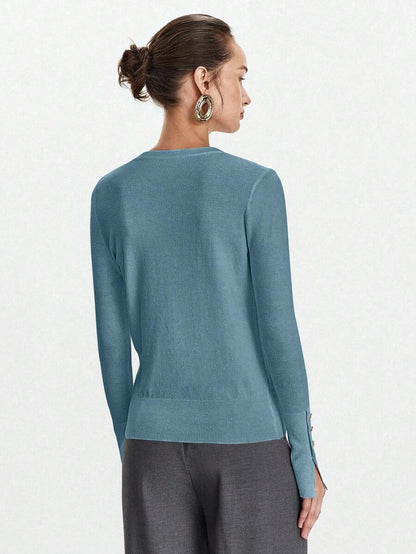 Women's Fine Knit Sweater with Button Cuffs, Lightweight Pullover for Fall Work Casual - Beige
