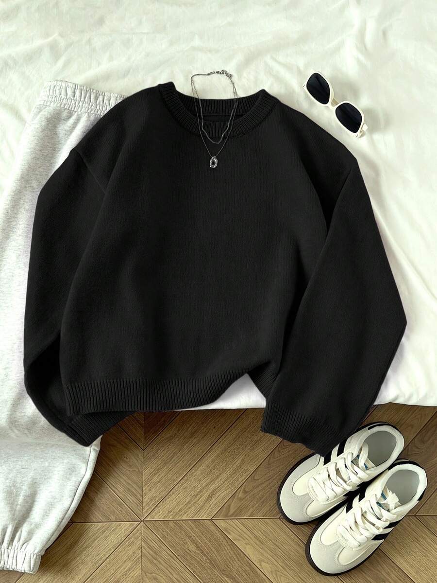 Women's Oversized Crew Neck Pullover Sweater, Relaxed Knit Sweater for Fall Winter - Black