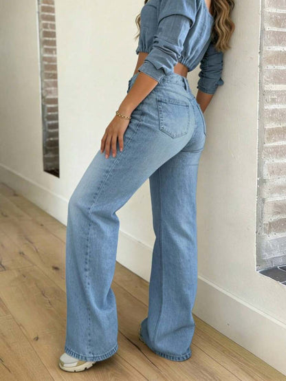 Chelsea Mid Rise Loose Straight Leg Boyfriend Jeans