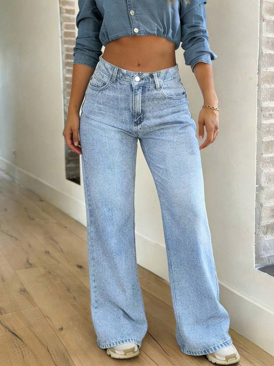 Chelsea Mid Rise Loose Straight Leg Boyfriend Jeans