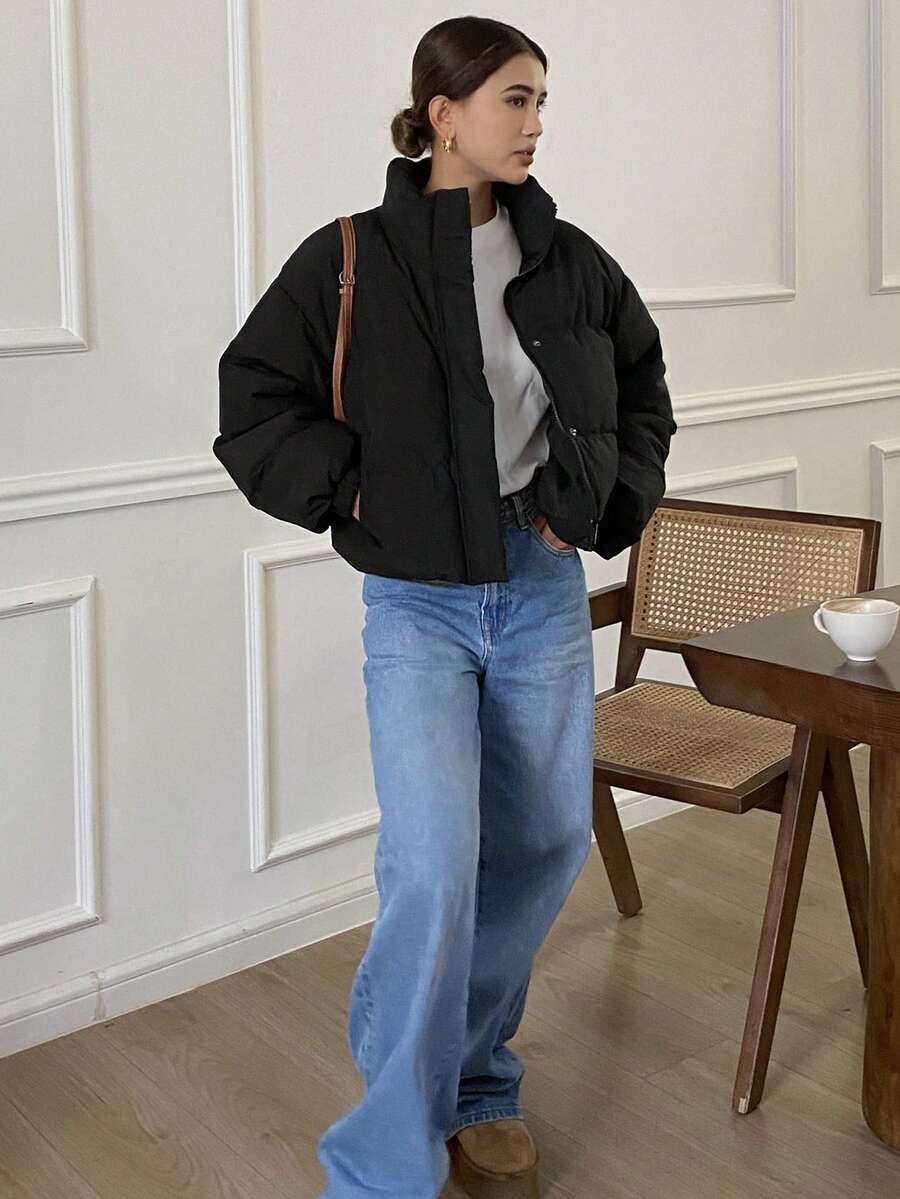 Blanche Boxy Cropped Puffer Jacket with Stand Collar and Zip - Black