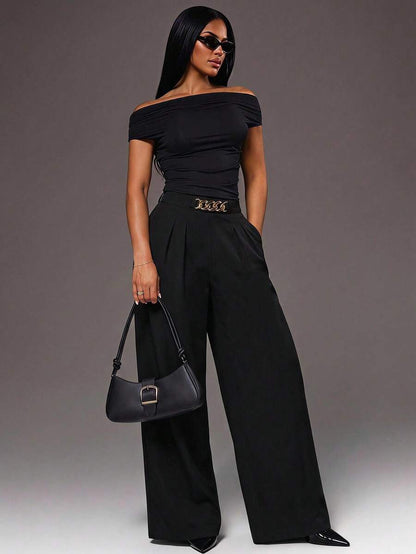 Theodora High Waist Pleated Oversized Wide Leg Suit Trousers - Black with Gold Chain