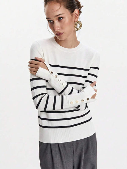 Women's Fine Knit Sweater with Button Cuffs, Lightweight Pullover for Fall Work Casual - Beige