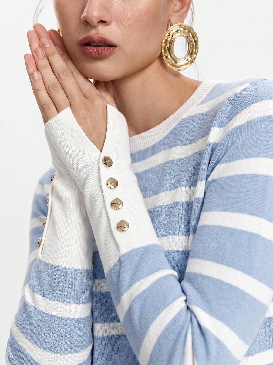 Women's Fine Knit Sweater with Button Cuffs, Lightweight Pullover for Fall Work Casual - Beige