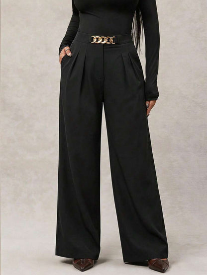 Theodora High Waist Pleated Oversized Wide Leg Suit Trousers - Black with Gold Chain