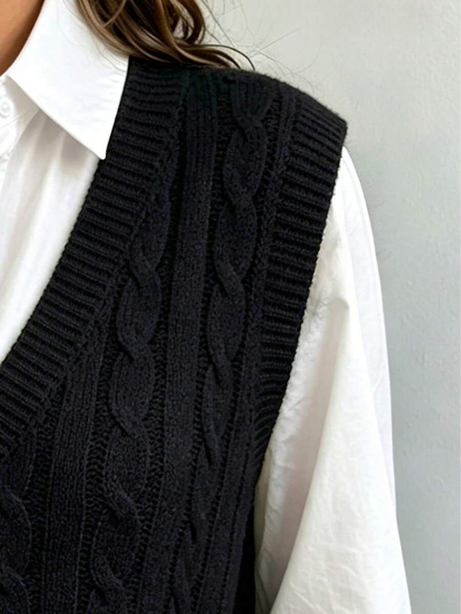 Winifred Classic Cable Knit V-Neck Sleeveless Sweater Vest - Black