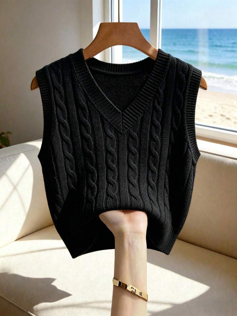 Winifred Classic Cable Knit V-Neck Sleeveless Sweater Vest - Black
