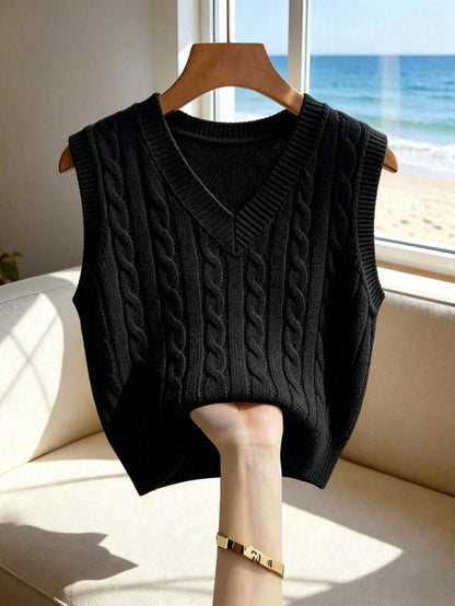 Winifred Classic Cable Knit V-Neck Sleeveless Sweater Vest - Black