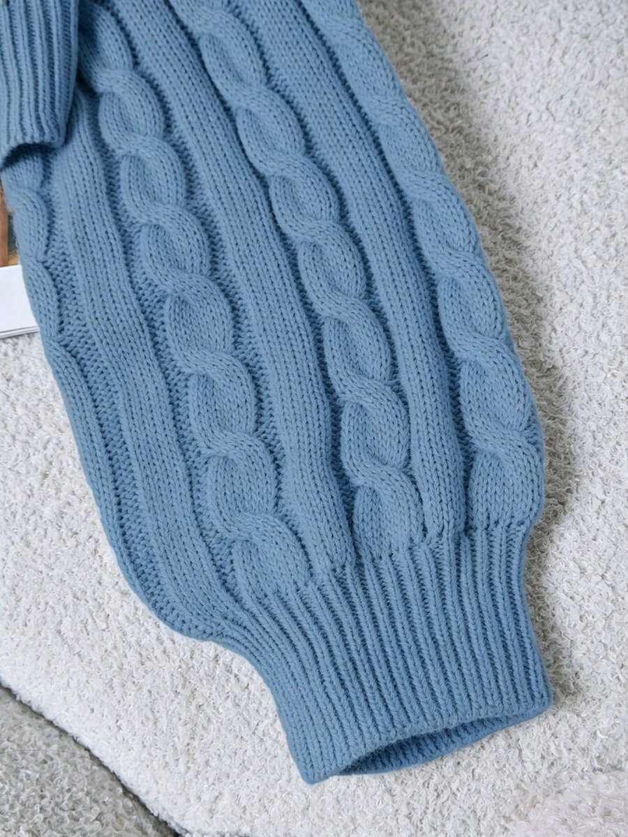 Oriana Cropped Cable Knit Sweater with Crew Neck - Dusty Blue