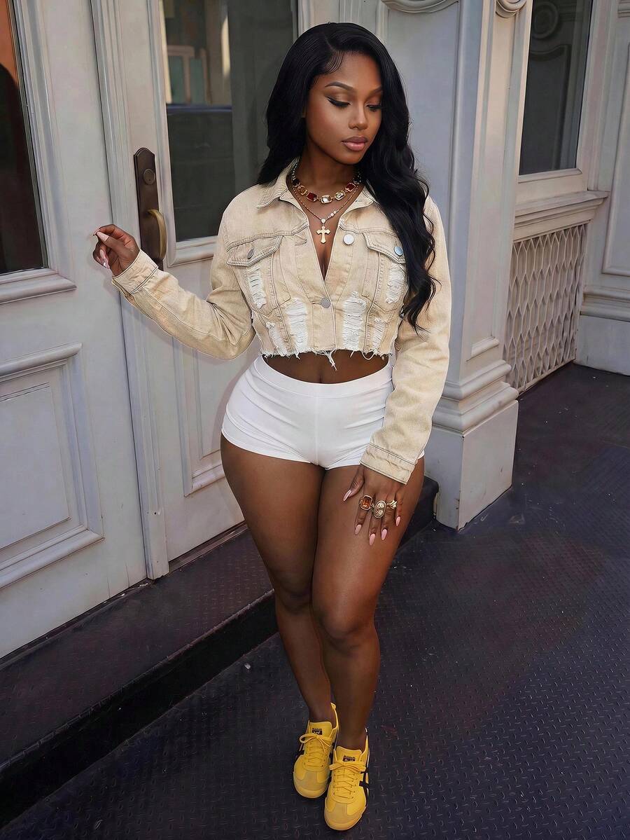 Hazel Distressed Crop Button Denim Jacket - White