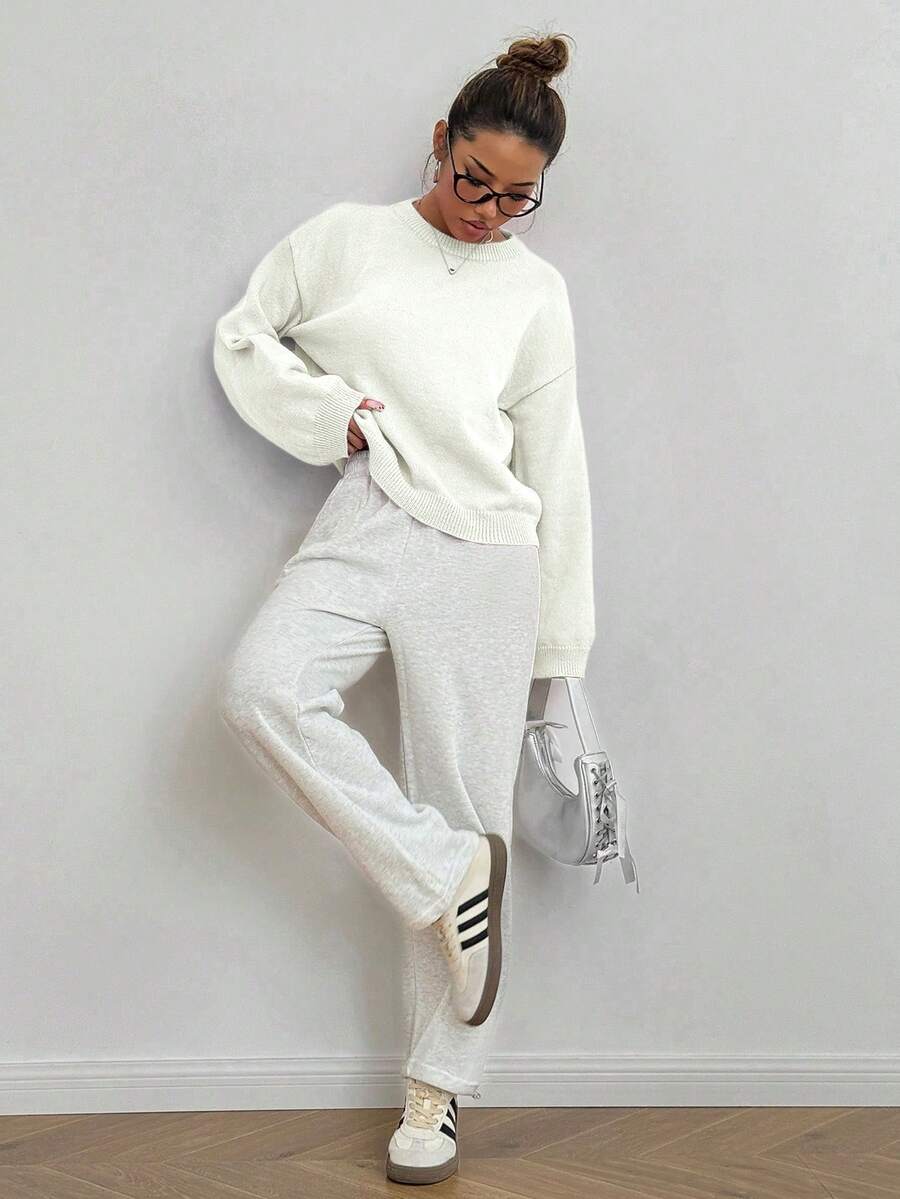 Women's Oversized Crew Neck Pullover Sweater, Relaxed Knit Sweater for Fall Winter - White