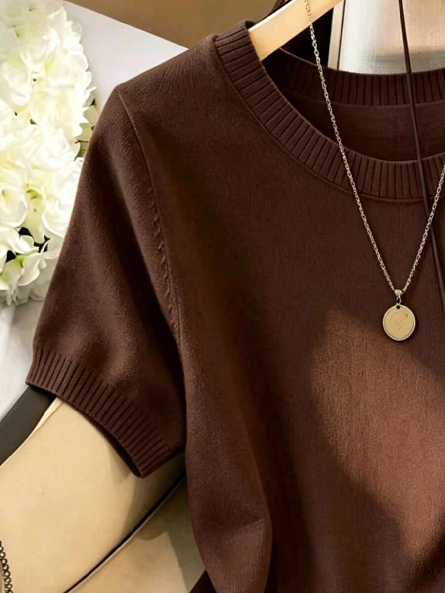 Women's Fine Knit Short Sleeve Top, Crew Neck Sweater Tee for Work and Layering - Black and White