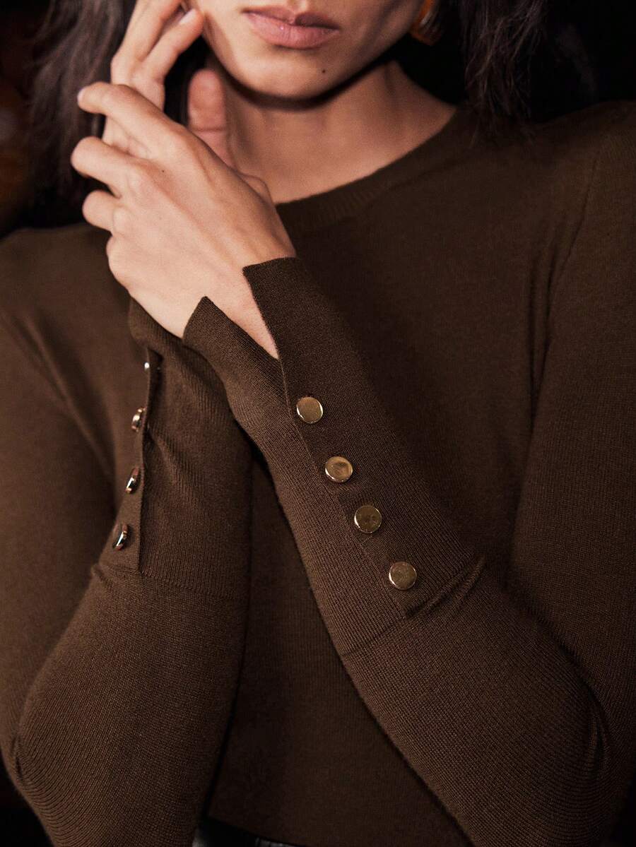 Women's Fine Knit Sweater with Button Cuffs, Lightweight Pullover for Fall Work Casual - Beige