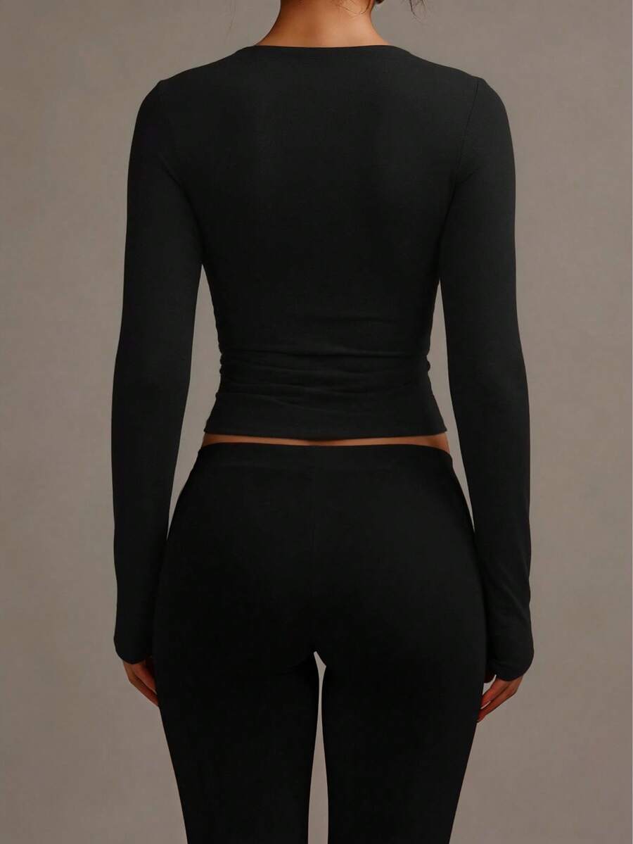 Aurora Slim Fit Round Neck Long Sleeve Tee - Black