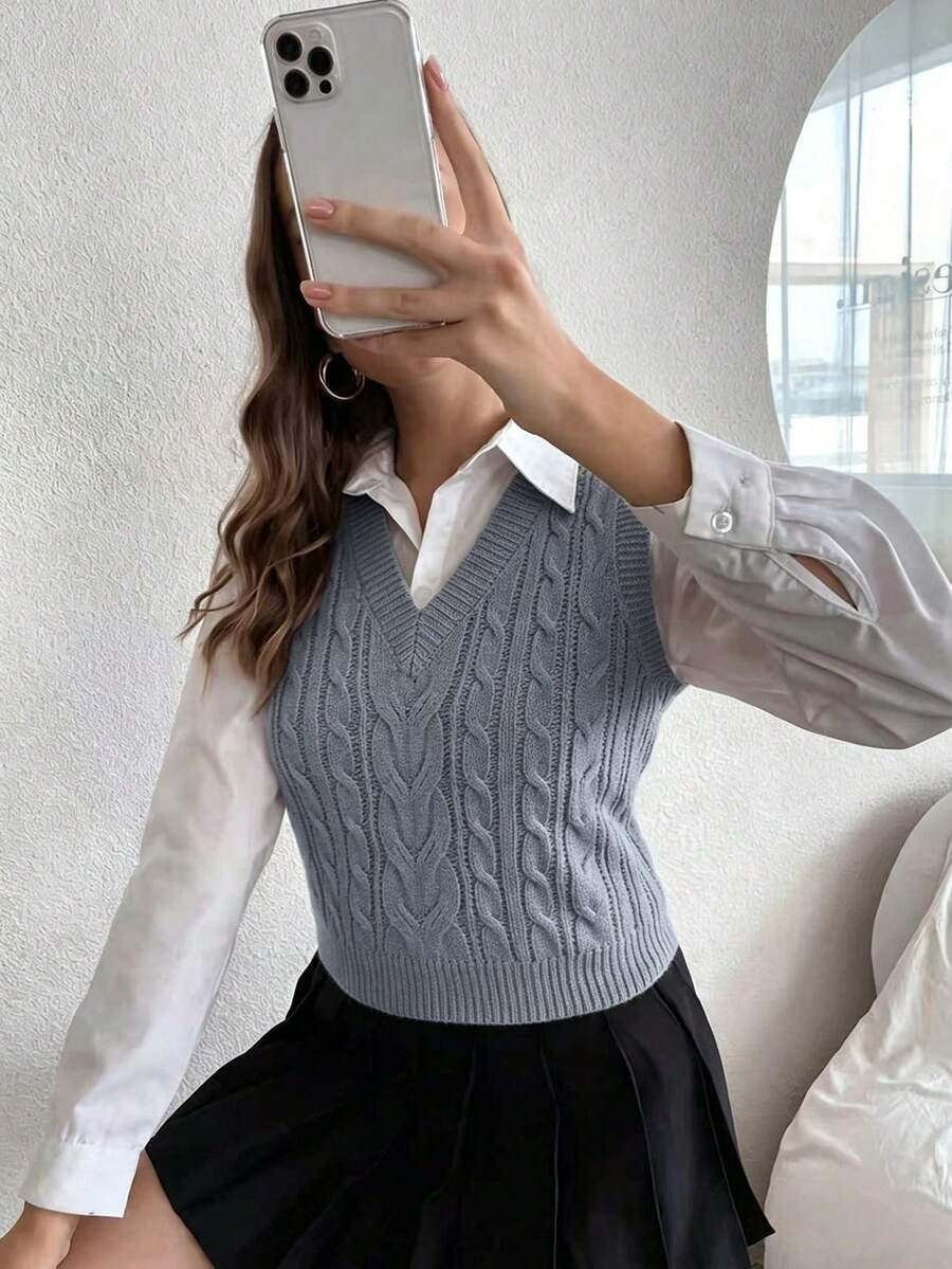 Winifred Classic Cable Knit V-Neck Sleeveless Sweater Vest - Slate Blue