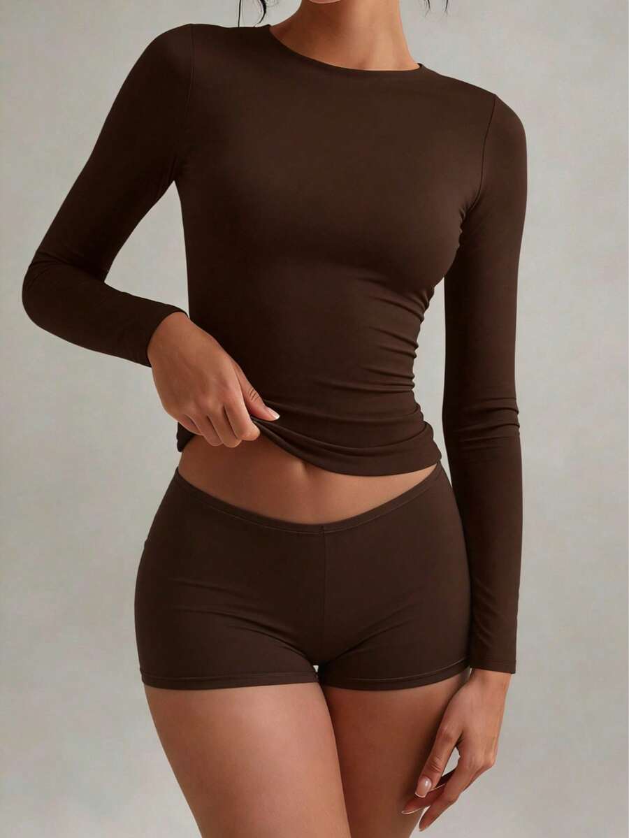 Aurora Slim Fit Round Neck Long Sleeve Tee - Black