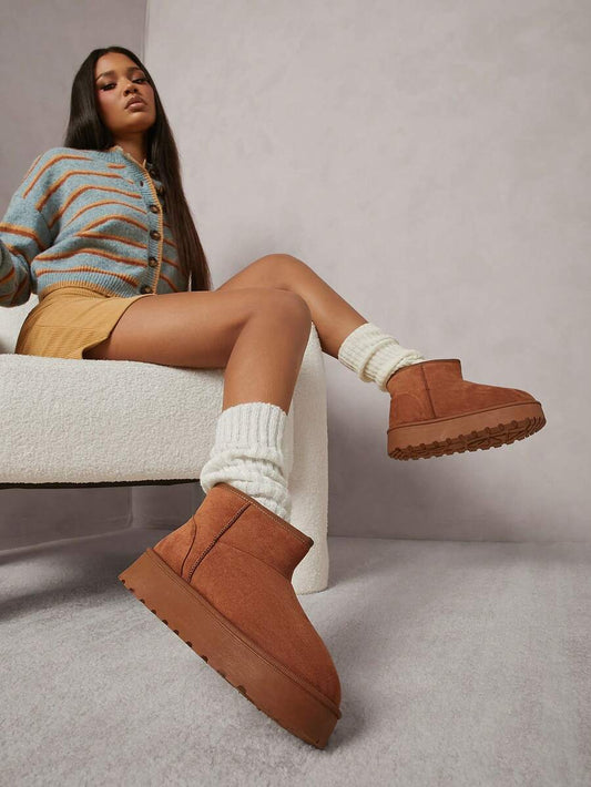 Solezae Women's Versatile Faux Suede Slip On Lug Sole Ankle Booties For Warm Mother's Day Present For Christmas Mensa