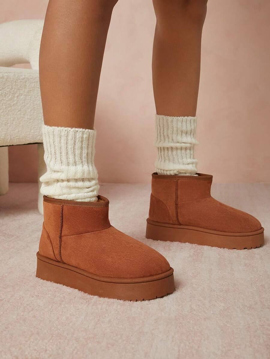 Solezae Women's Versatile Faux Suede Slip On Lug Sole Ankle Booties For Warm Mother's Day Present For Christmas Mensa