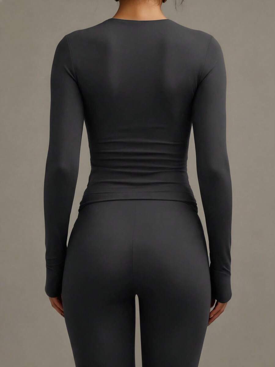 Aurora Slim Fit Round Neck Long Sleeve Tee - Black