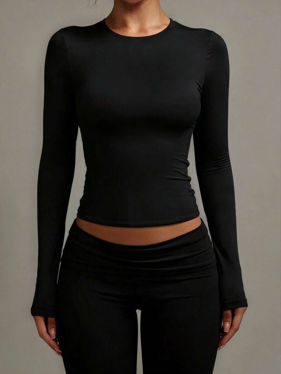 Aurora Slim Fit Round Neck Long Sleeve Tee - Black