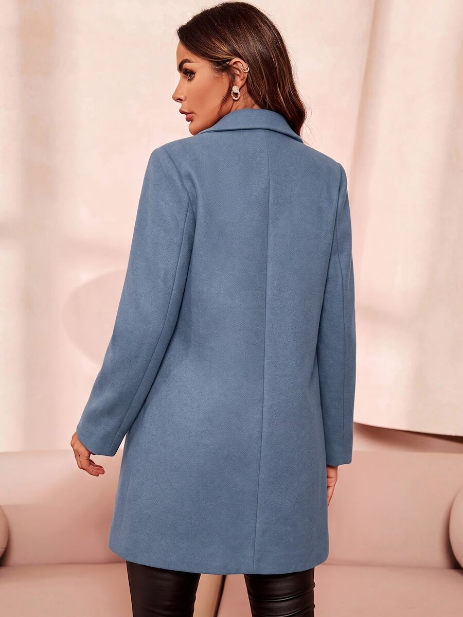 Aveline Double-Breasted Lapel Coat with Tailored Thigh-Length Cut - Grey