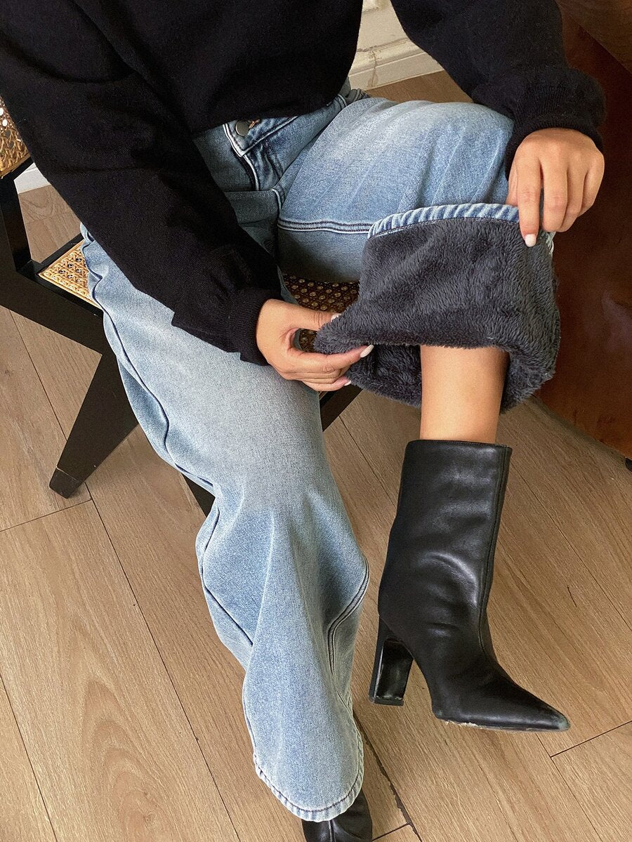 Missoula Low Rise Straight Leg Baggy Jeans