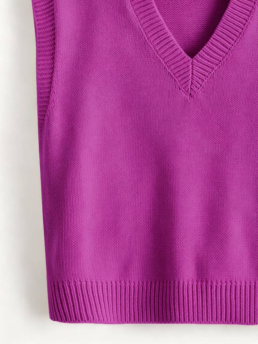 Marisa Fine Knit V-Neck Sleeveless Sweater Vest - Dark Green