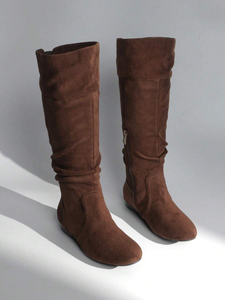 Women's  Black Knee High Pull On Winter Weather Black Boots Elegant & Fashionable Classic Slouchy Warm Gift  Boots Mensa