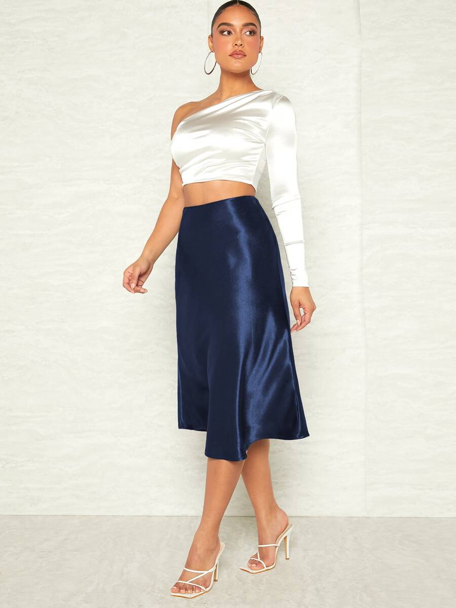 Women's Satin Midi Skirt, Side Zip Silky A-Line Skirt for Evening and Wedding Guest - Apricot
