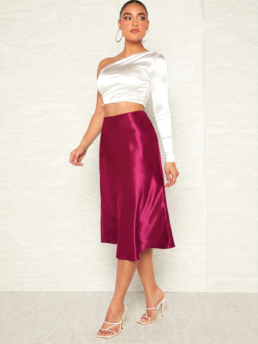 Women's Satin Midi Skirt, Side Zip Silky A-Line Skirt for Evening and Wedding Guest - Burgundy