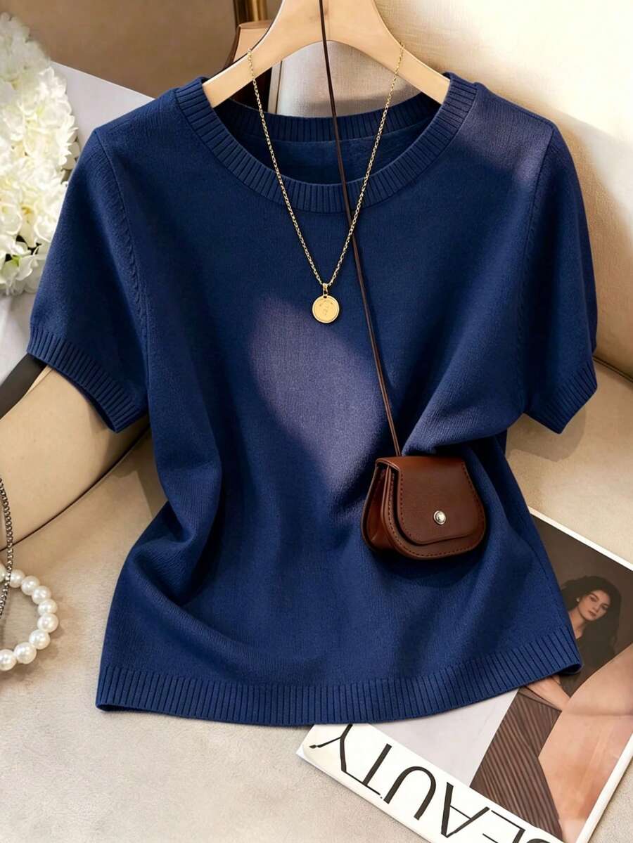 Women's Fine Knit Short Sleeve Top, Crew Neck Sweater Tee for Work and Layering - Grey