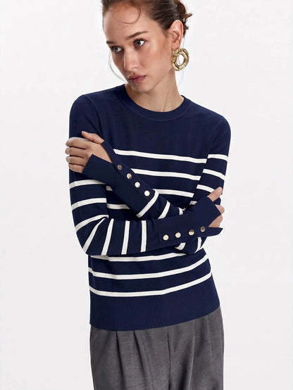 Women's Fine Knit Sweater with Button Cuffs, Lightweight Pullover for Fall Work Casual - Beige