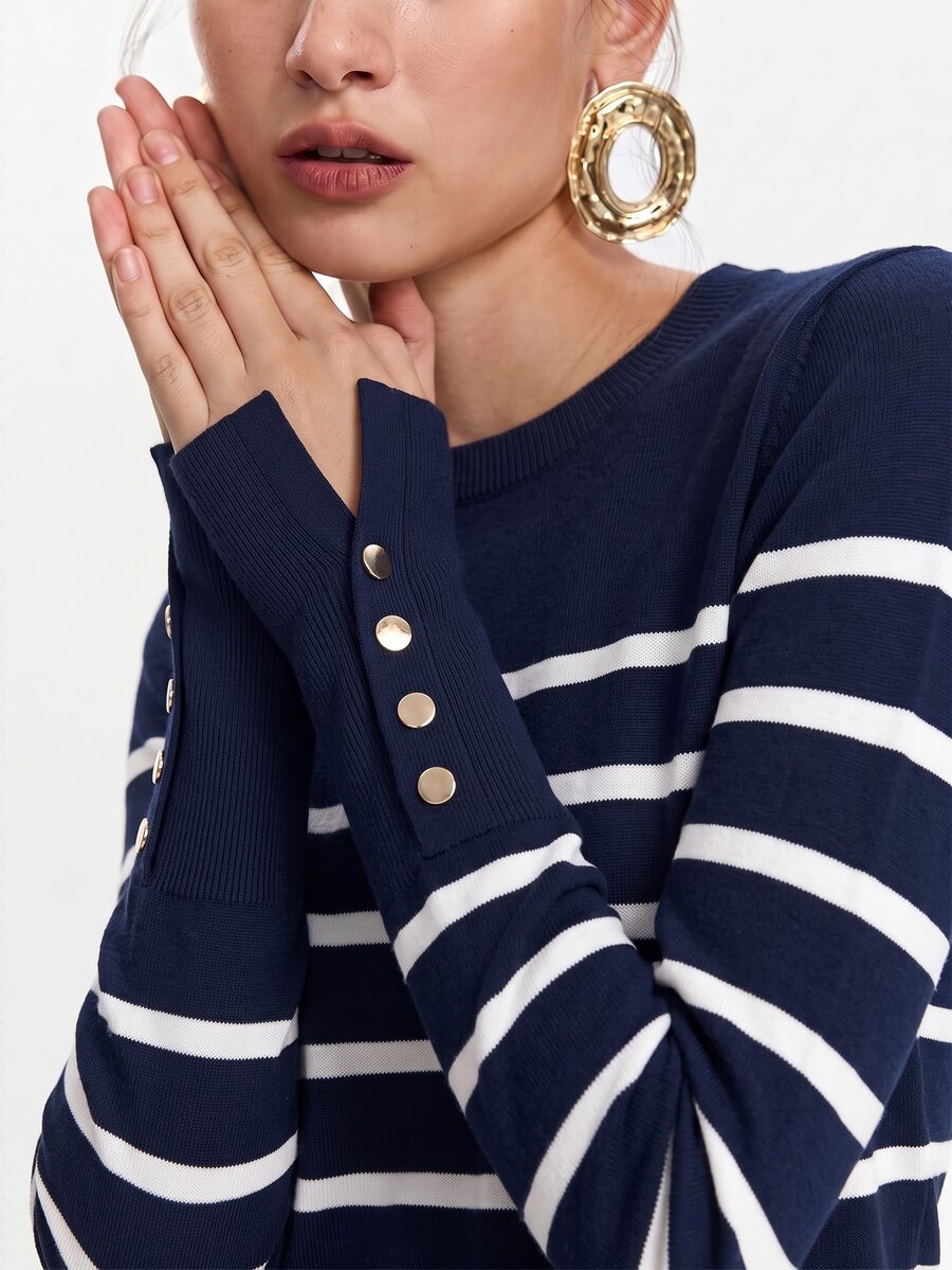 Women's Fine Knit Sweater with Button Cuffs, Lightweight Pullover for Fall Work Casual - Beige