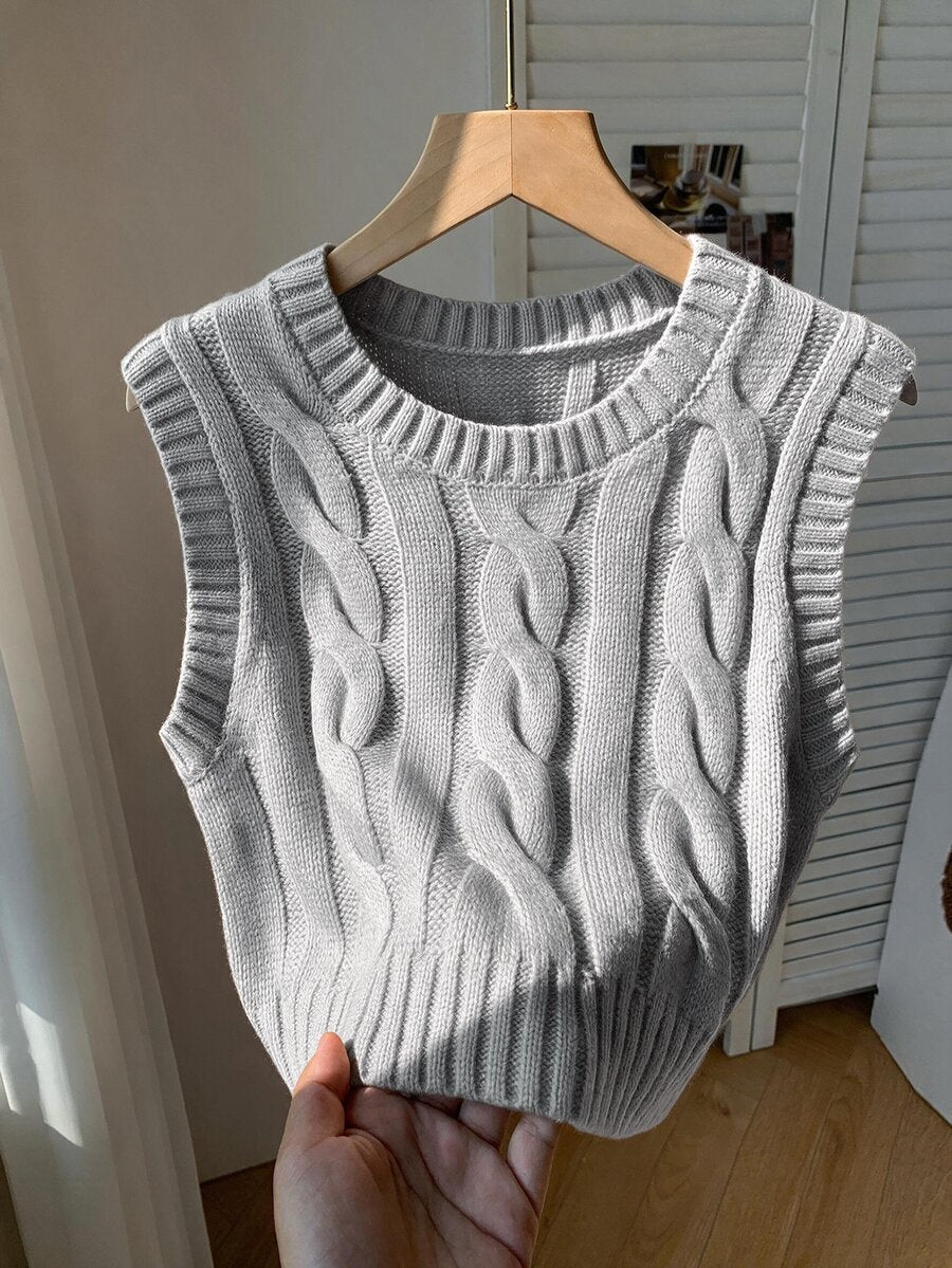 Women's Cropped Cable Knit Sweater Vest, Sleeveless Layering Top for Fall - Grey