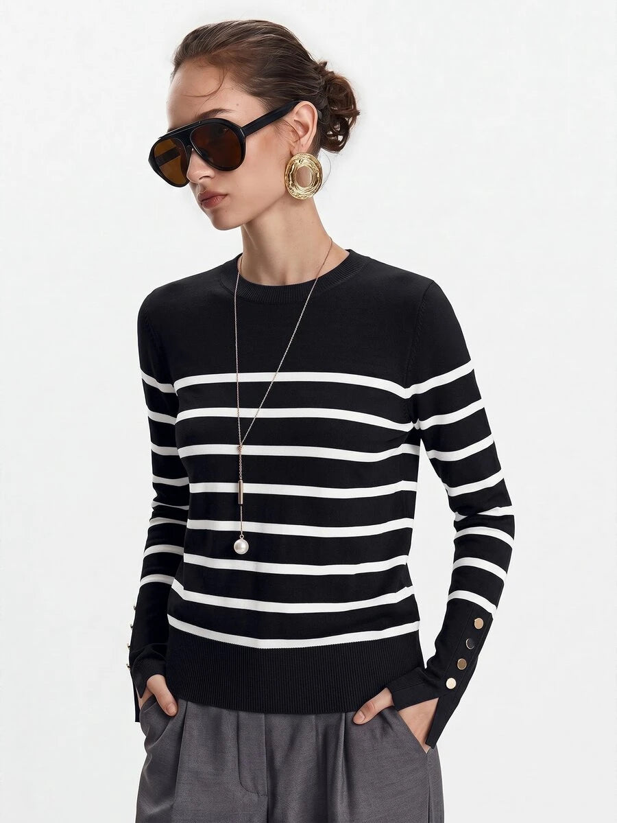 Women's Fine Knit Sweater with Button Cuffs, Lightweight Pullover for Fall Work Casual - Beige