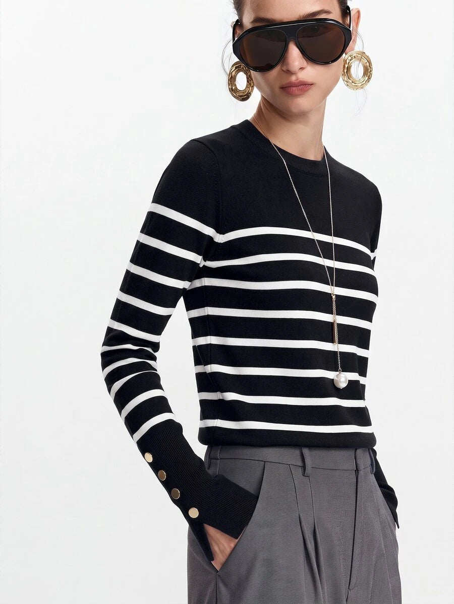 Women's Fine Knit Sweater with Button Cuffs, Lightweight Pullover for Fall Work Casual - Beige