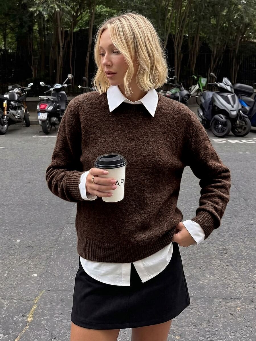 Women's Crew Neck Ribbed Knit Sweater, Fitted Pullover for Fall Winter - Brown